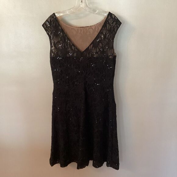 LAUREN RALPH LAUREN 14 CLASSIC BLACK FIT AND FLARE SLEEVELESS LACE SEQUIN DRESS - Picture 3 of 6